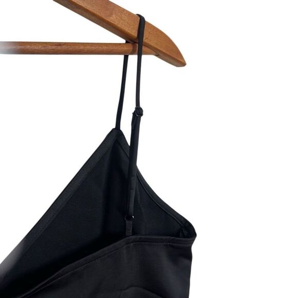 A New Day NWT Adjustable Spaghetti Strap V Neck Blouse Top Black Size XS - Picture 8 of 9